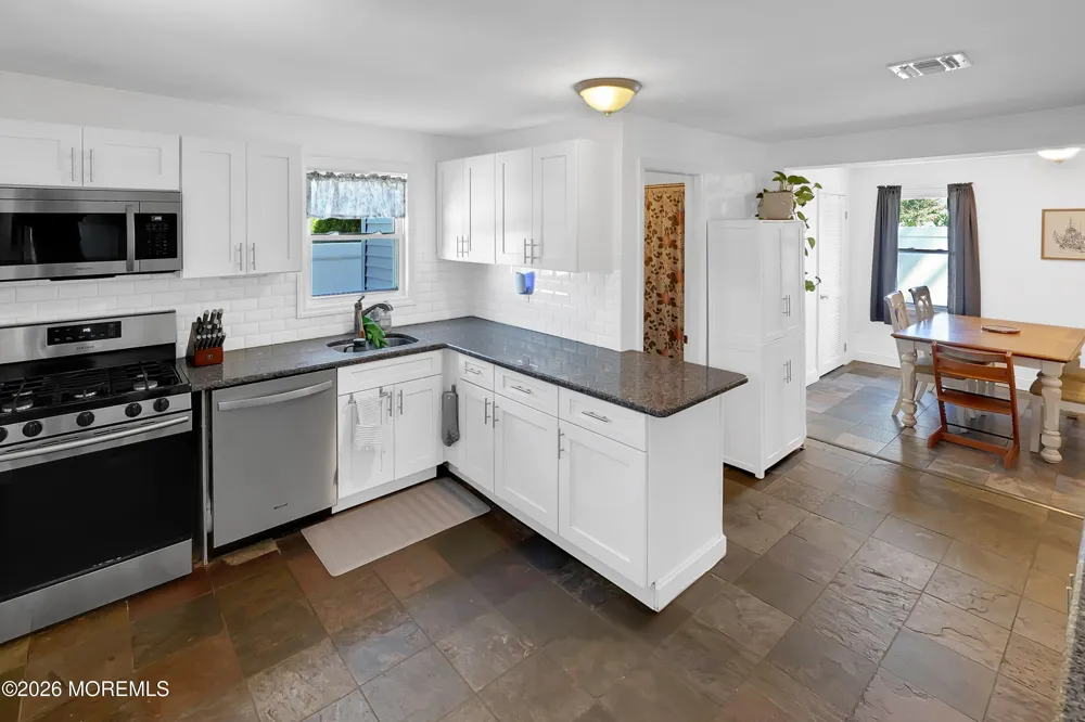 1034 3rd Avenue Wall, NJ 07719