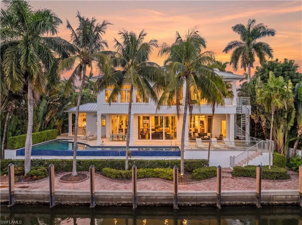 636 14th Ave S Naples, FL 34102