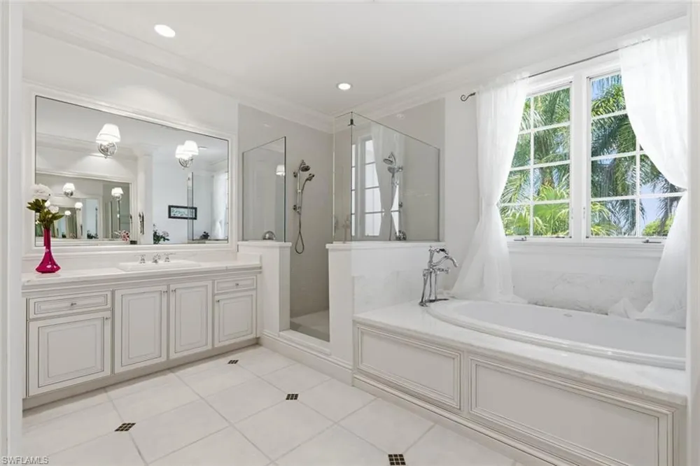 636 14th Ave S Naples, FL 34102