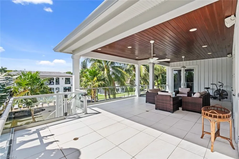 636 14th Ave S Naples, FL 34102