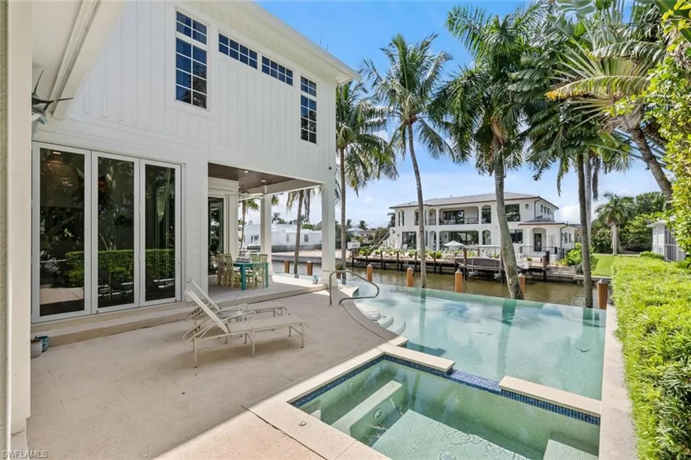 636 14th Ave S Naples, FL 34102