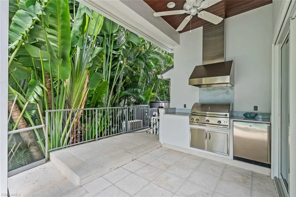636 14th Ave S Naples, FL 34102