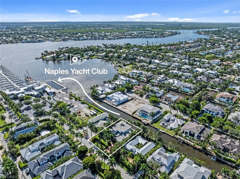 636 14th Ave S Naples, FL 34102