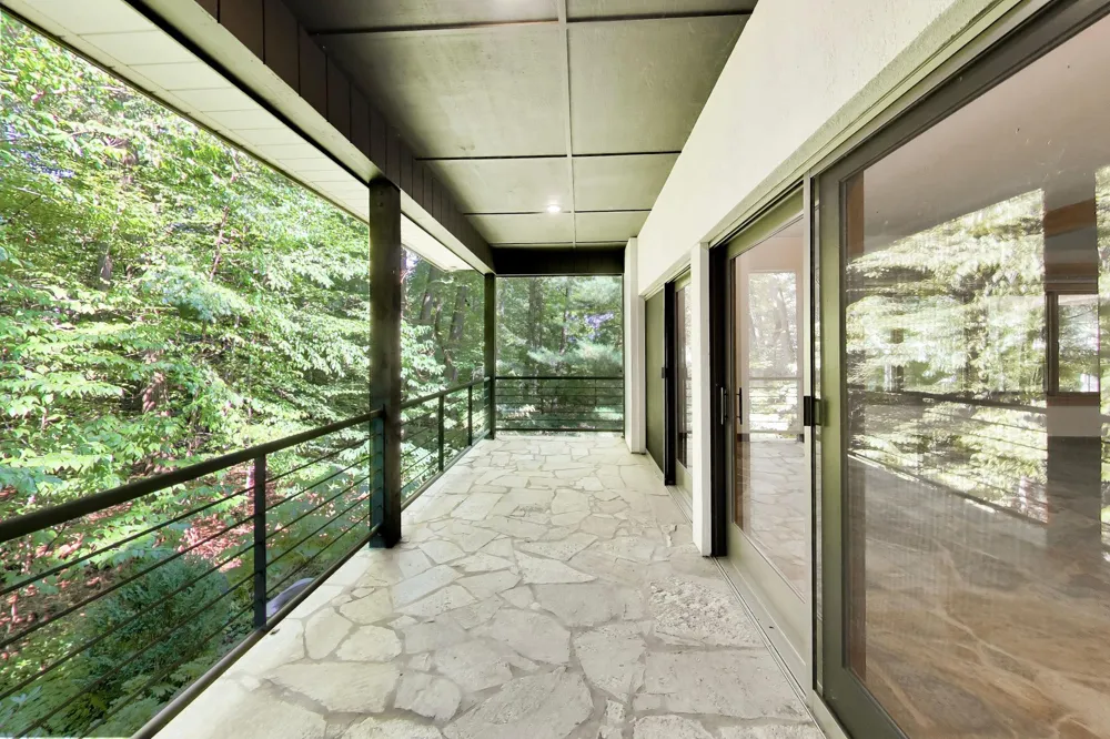 7043 Sand Dune Drive Chikaming Township, MI 49125