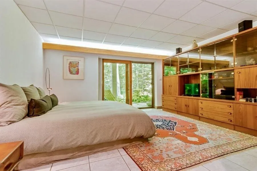 7043 Sand Dune Drive Chikaming Township, MI 49125