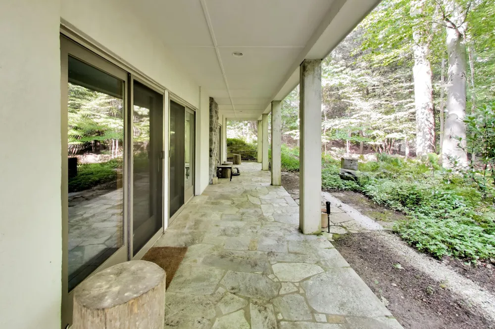7043 Sand Dune Drive Chikaming Township, MI 49125