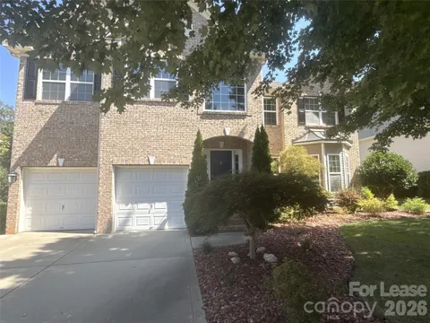2413 Merryvale Way