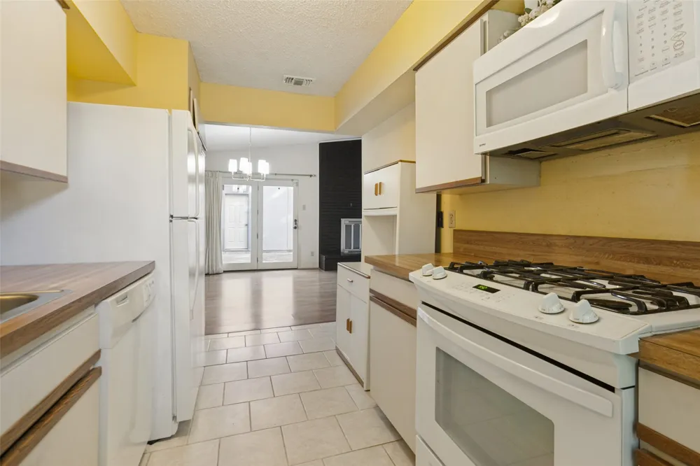 428 Sandy Trail Richardson, TX 75080