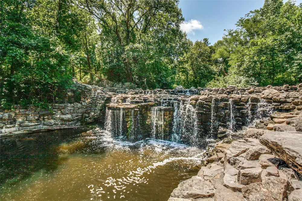 428 Sandy Trail Richardson, TX 75080