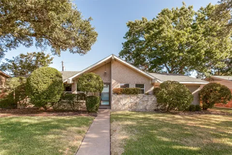 428 Sandy Trail