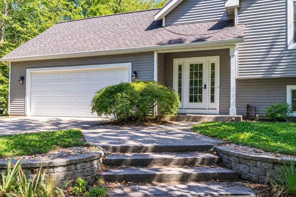 5480 Hidden Acres Court Holland, MI 49424