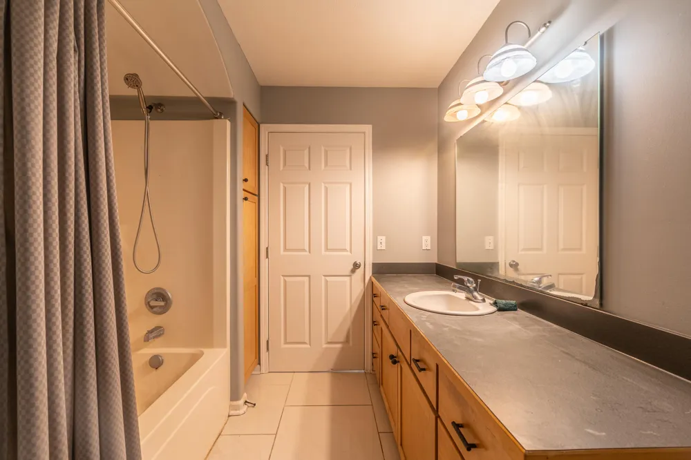 5480 Hidden Acres Court Holland, MI 49424