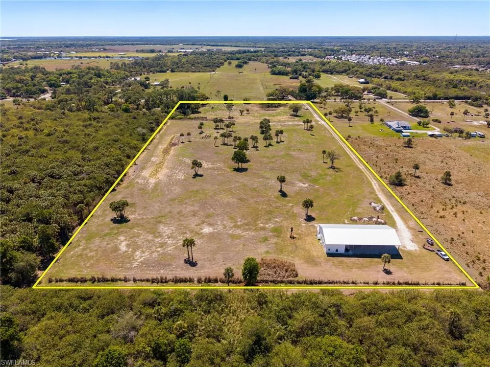 22301 River Road Alva, FL 33920
