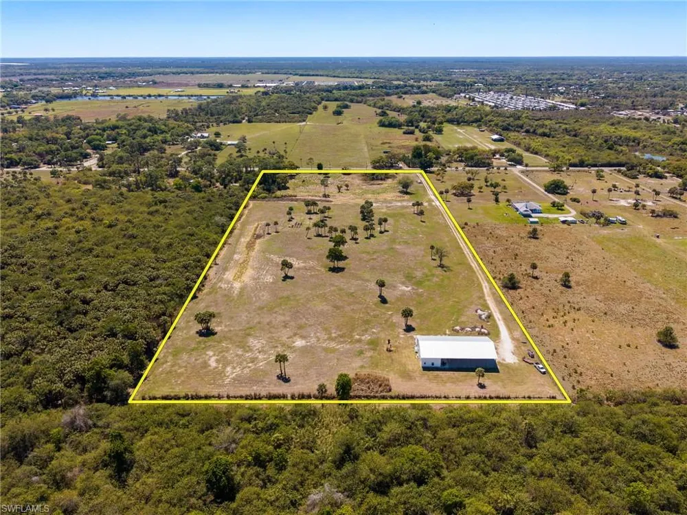 22301 River Road Alva, FL 33920