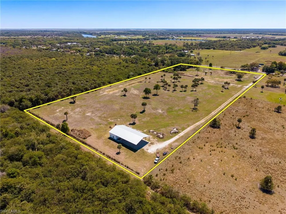 22301 River Road Alva, FL 33920