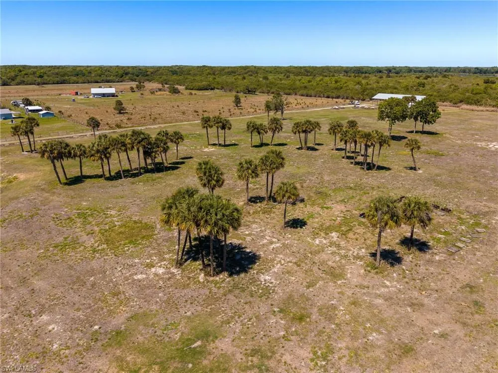 22301 River Road Alva, FL 33920