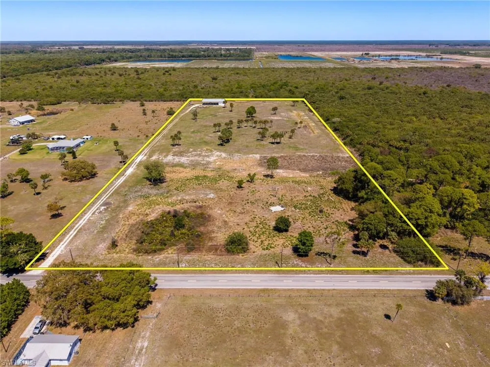 22301 River Road Alva, FL 33920