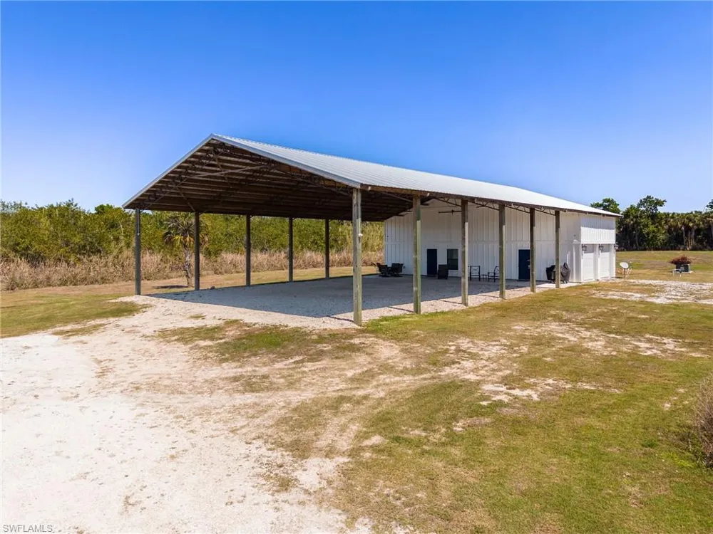 22301 River Road Alva, FL 33920