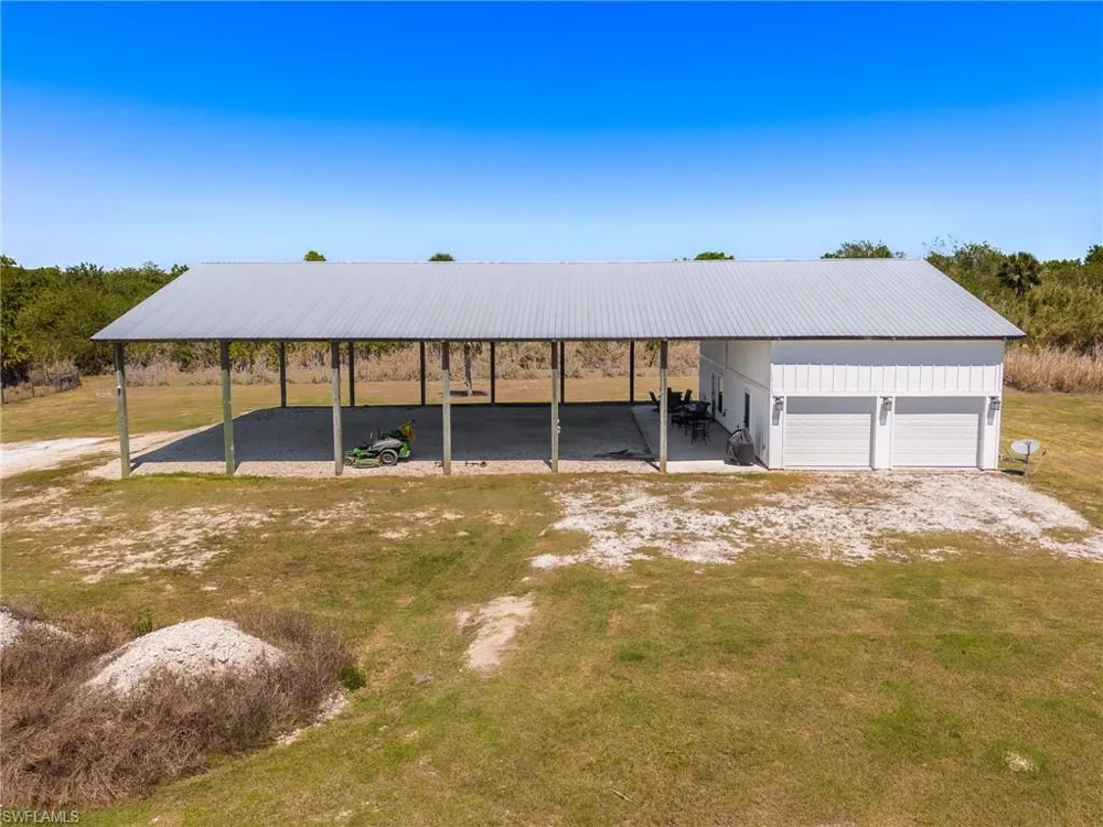 22301 River Road Alva, FL 33920