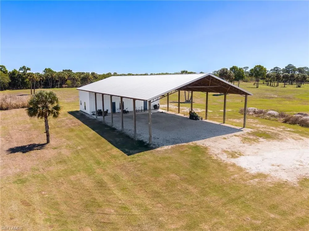 22301 River Road Alva, FL 33920