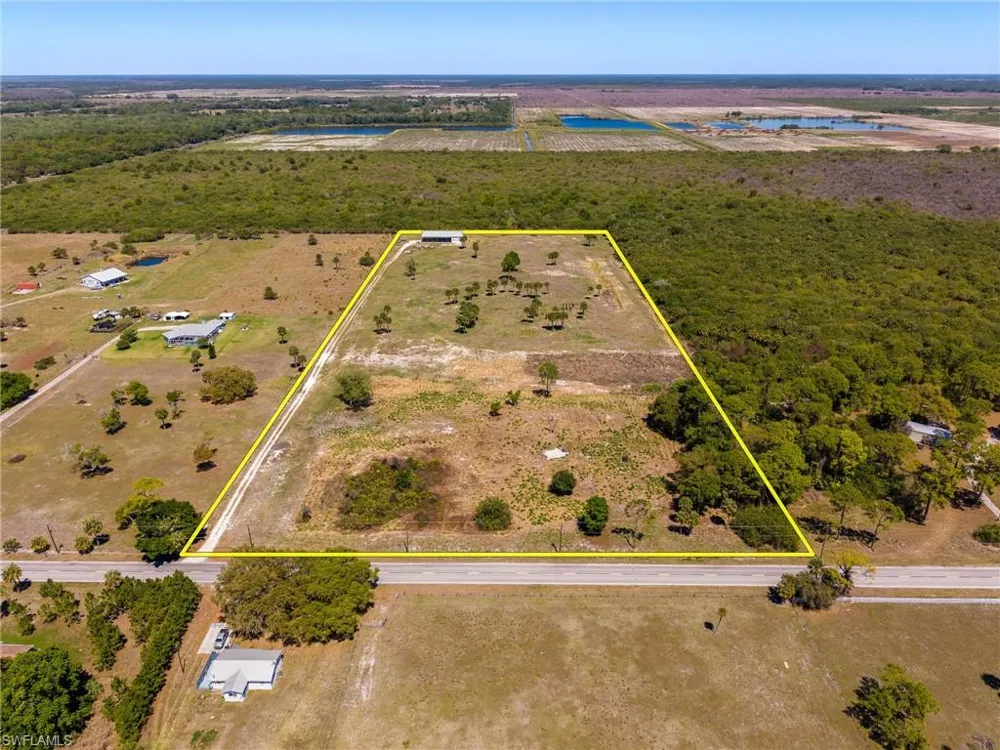 22301 River Road Alva, FL 33920