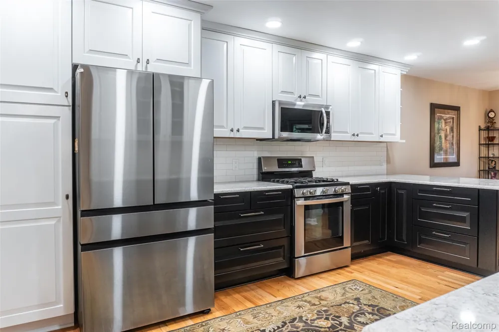 6240 Northridge Hills Drive Brighton City, MI 48116