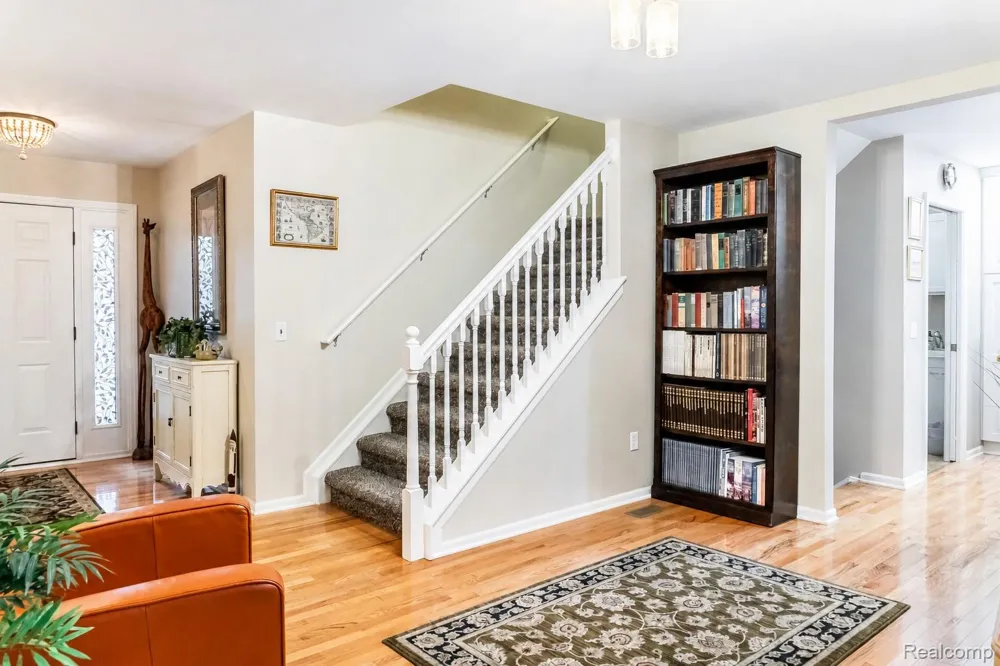 6240 Northridge Hills Drive Brighton City, MI 48116