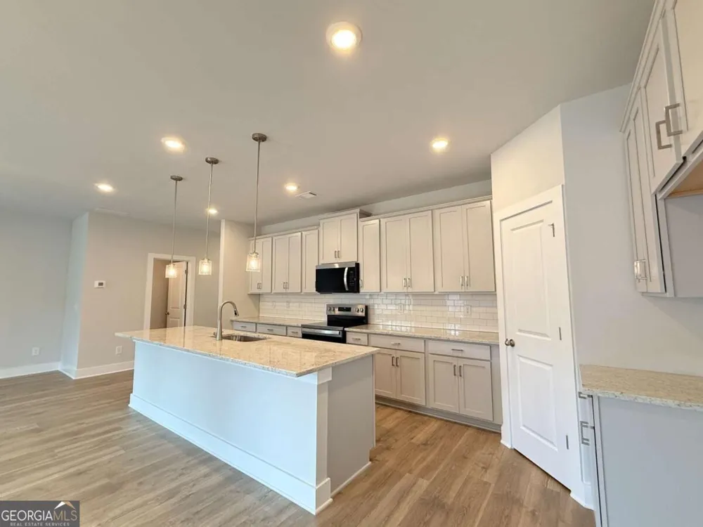 79 Maple Trail Dawsonville, GA 30534