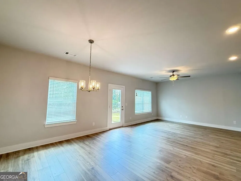 79 Maple Trail Dawsonville, GA 30534