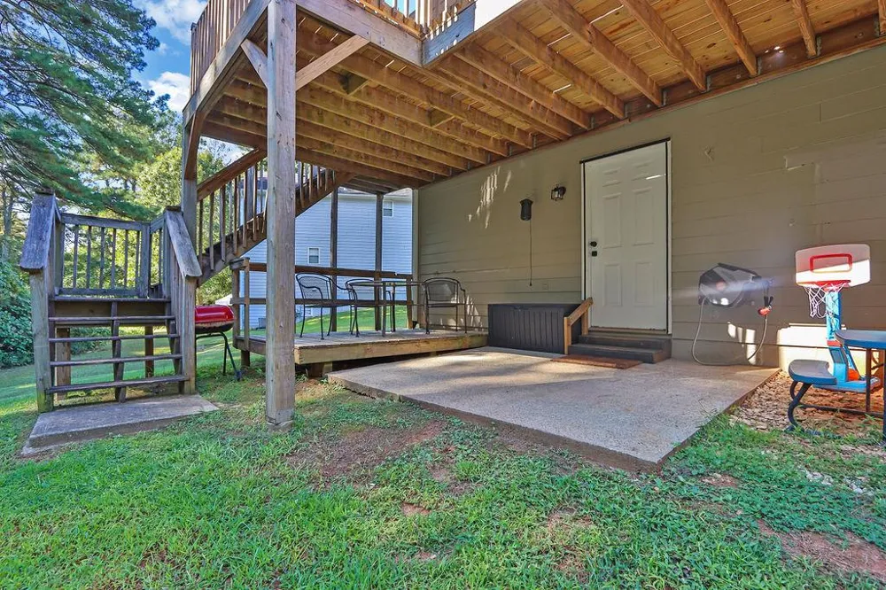 2585 Dacula Ridge Drive Dacula, GA 30019