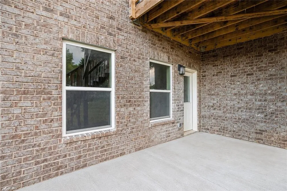 345 Green Love Lane Grayson, GA 30017