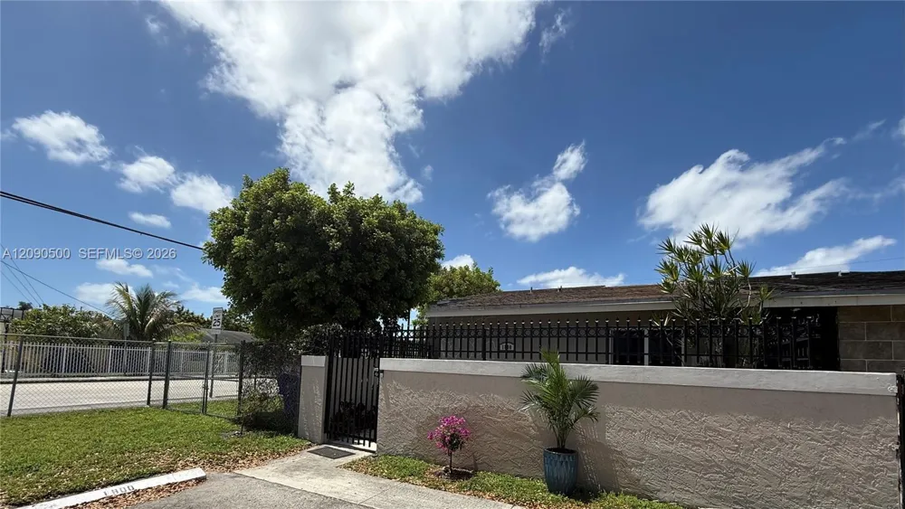 1800 NW 1st Ave Miami, FL 33136