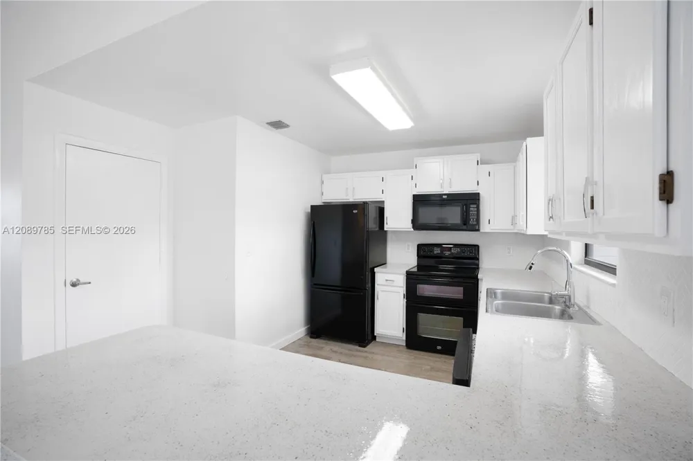 6043 Felter St Jupiter, FL 33458