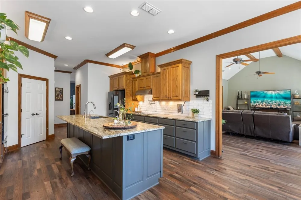 1400 PR 1062 Gilmer, TX 75645