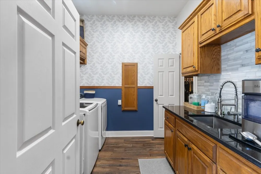 1400 PR 1062 Gilmer, TX 75645