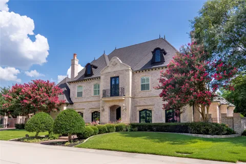 1430 Eagle Bend