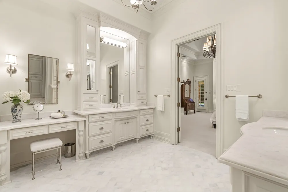 1430 Eagle Bend Southlake, TX 76092