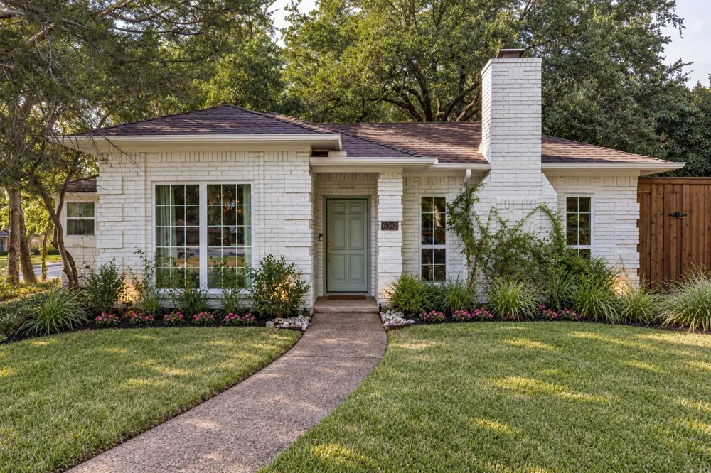 6042 Mercedes Avenue Dallas, TX 75206