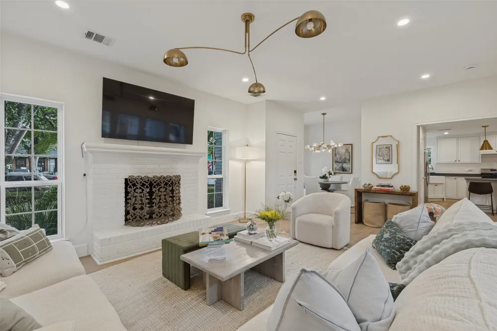 6042 Mercedes Avenue Dallas, TX 75206