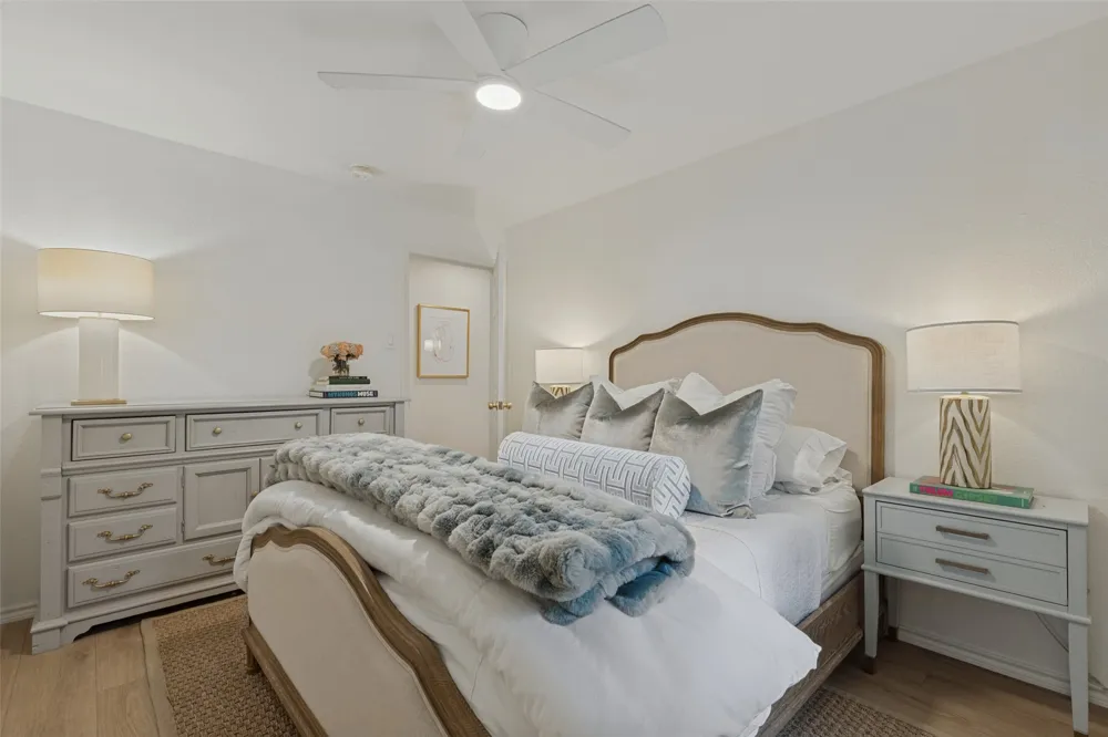6042 Mercedes Avenue Dallas, TX 75206