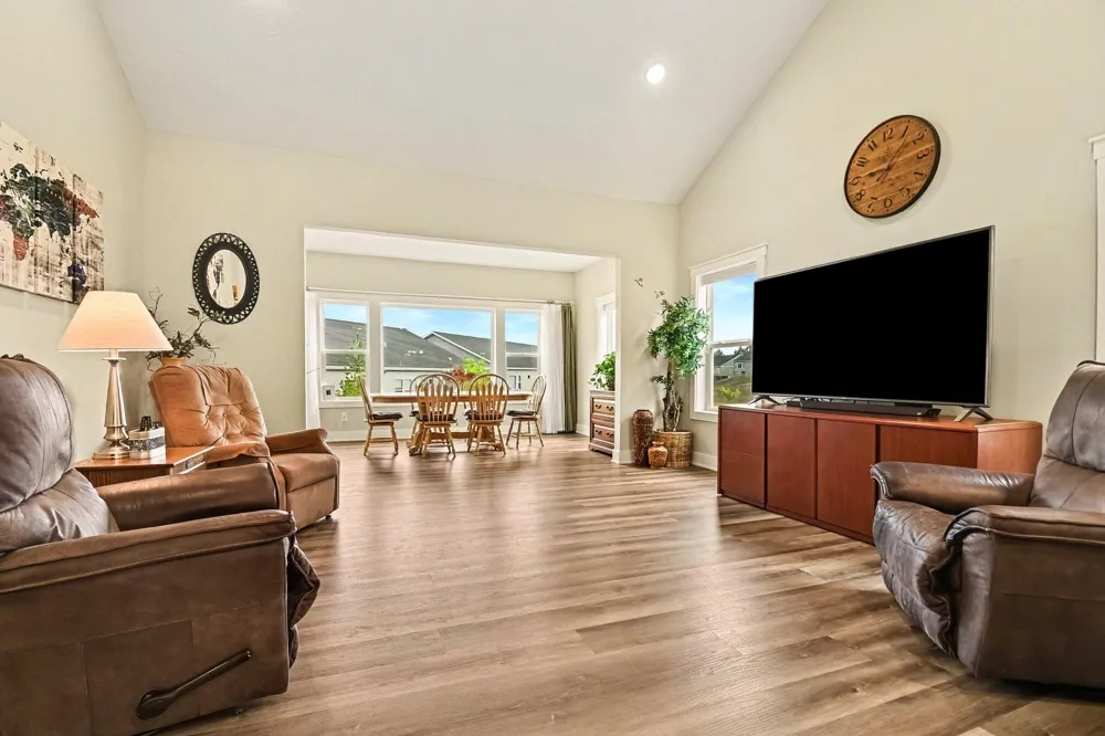 3519 Pleasant River Street SW Wyoming, MI 49418