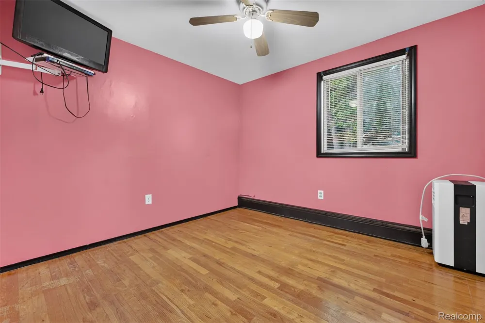 1155 Dolane Boulevard White Lake Charter Township, MI 48383
