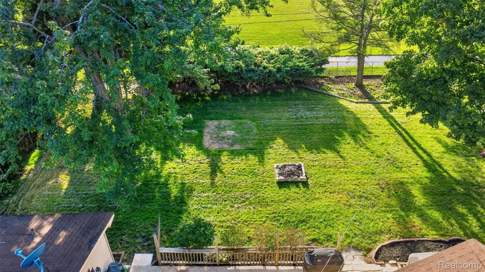1155 Dolane Boulevard White Lake Charter Township, MI 48383