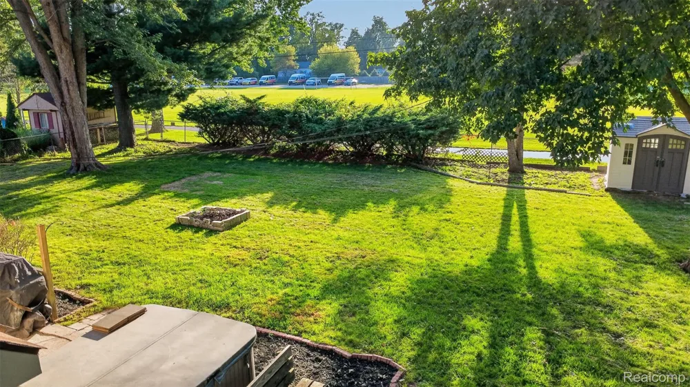 1155 Dolane Boulevard White Lake Charter Township, MI 48383