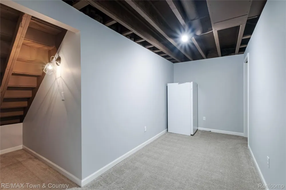 7070 Cambridge Drive #12 Flushing Charter Township, MI 48433