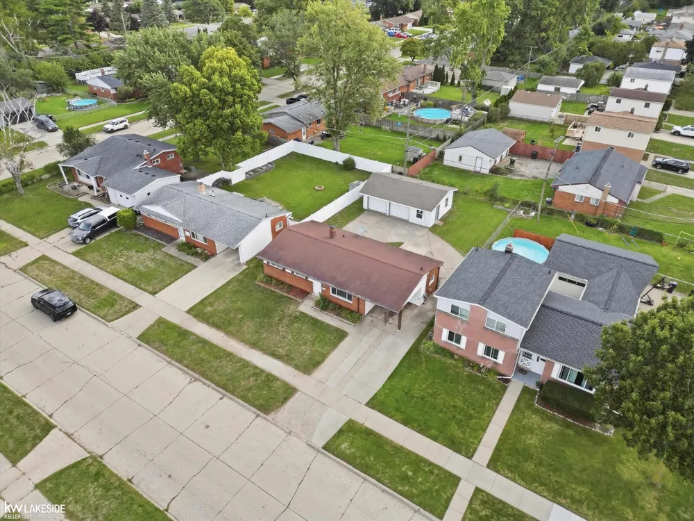 43016 Penny Drive Sterling Heights City, MI 48314