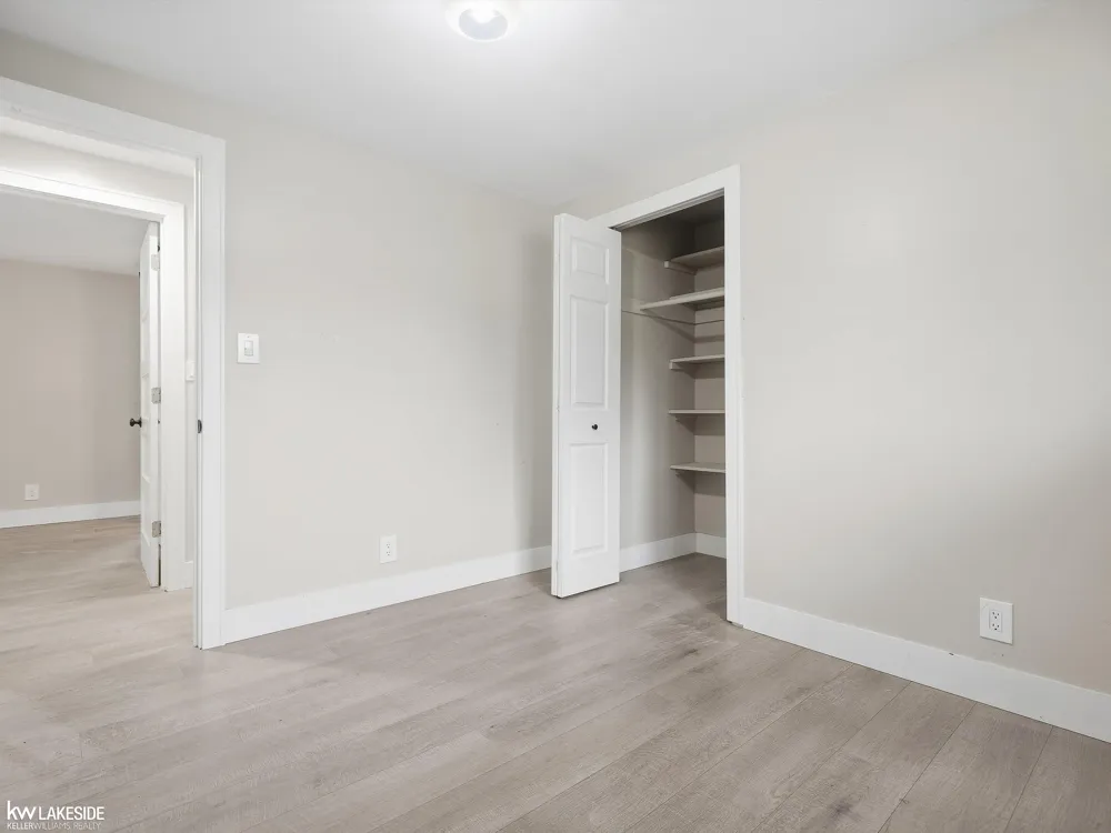 43016 Penny Drive Sterling Heights City, MI 48314