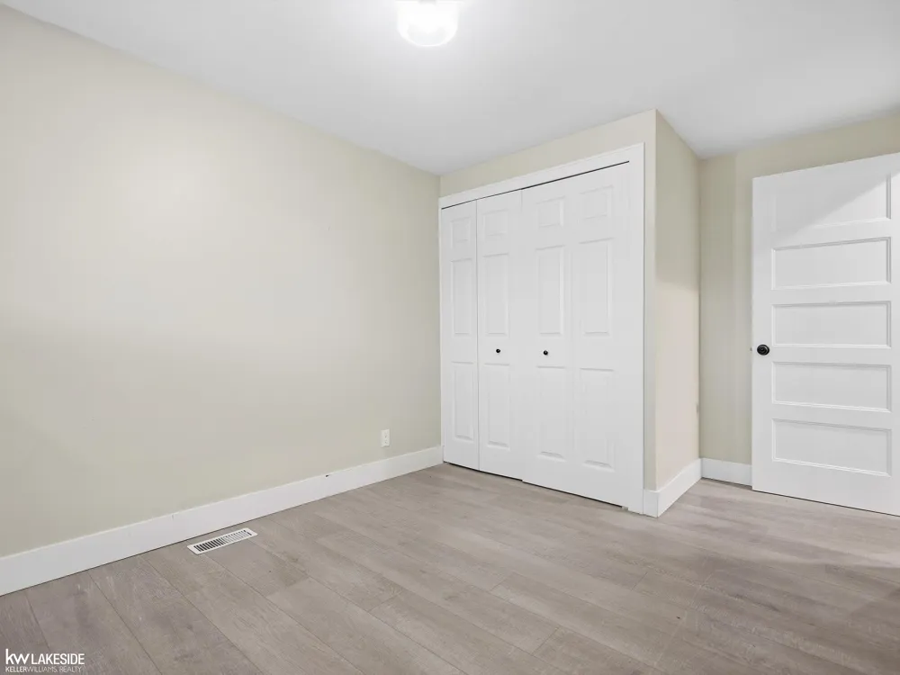 43016 Penny Drive Sterling Heights City, MI 48314