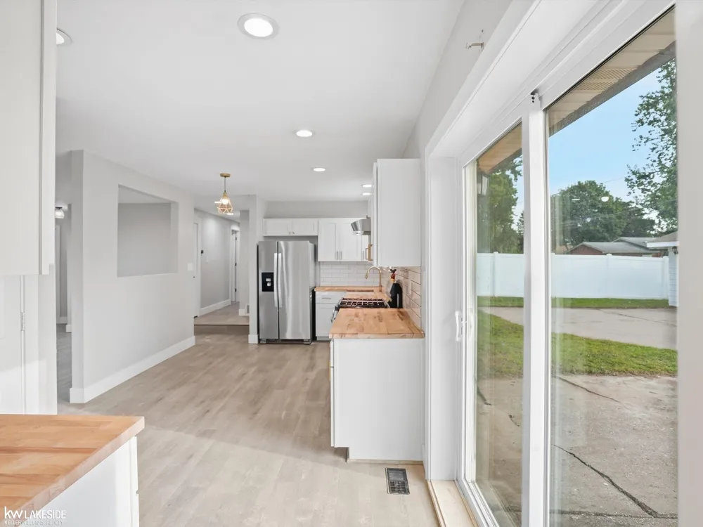 43016 Penny Drive Sterling Heights City, MI 48314