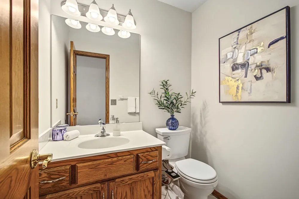 16205 Logarto Lane Lakeville, MN 55044